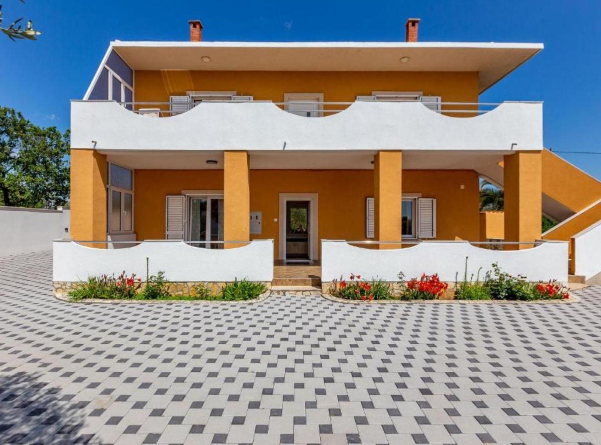Peaceful Murvica Pool, Garden, And Modern Comfort Apartament *