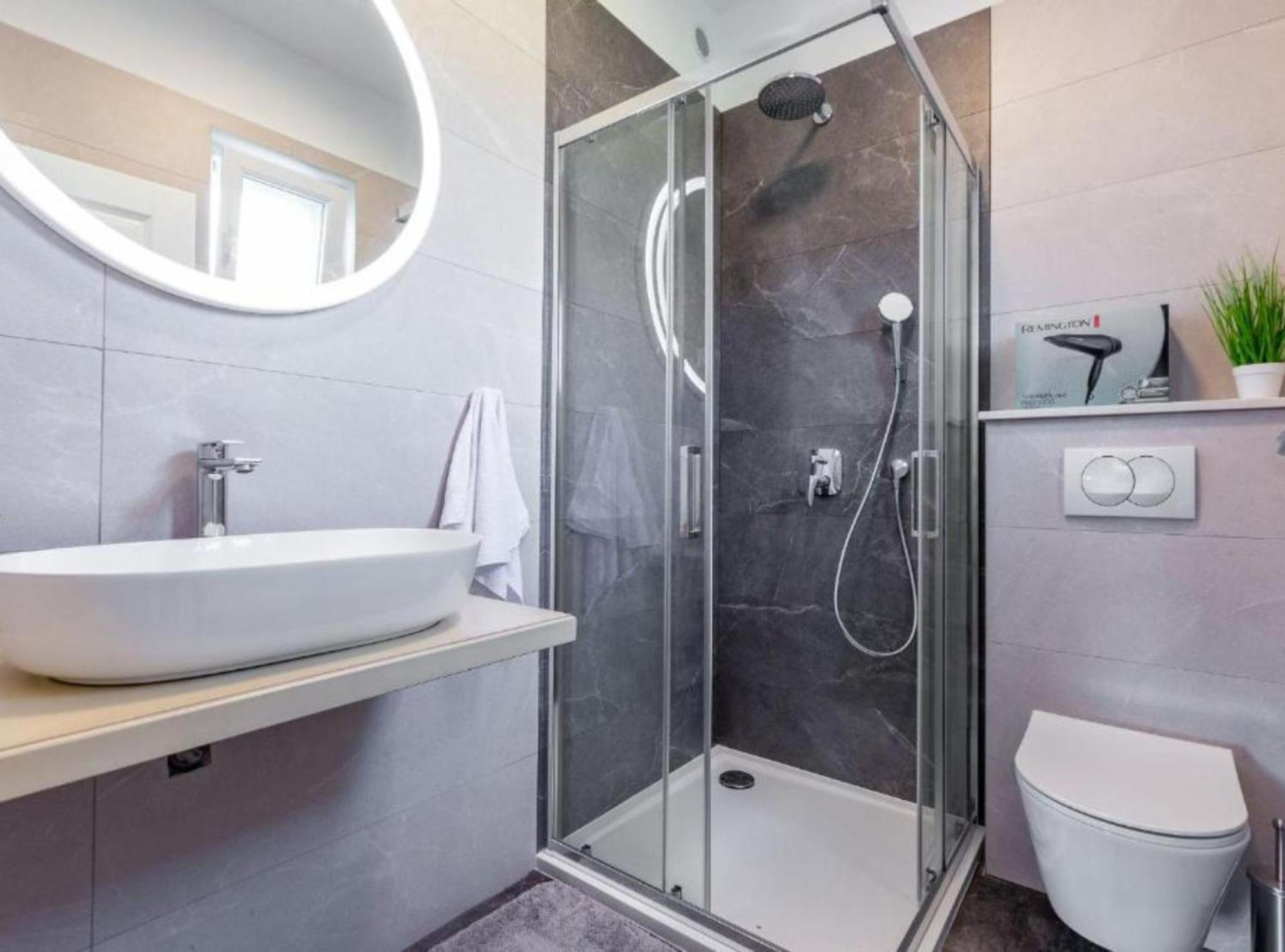 Peaceful Murvica Pool, Garden, And Modern Comfort Apartament